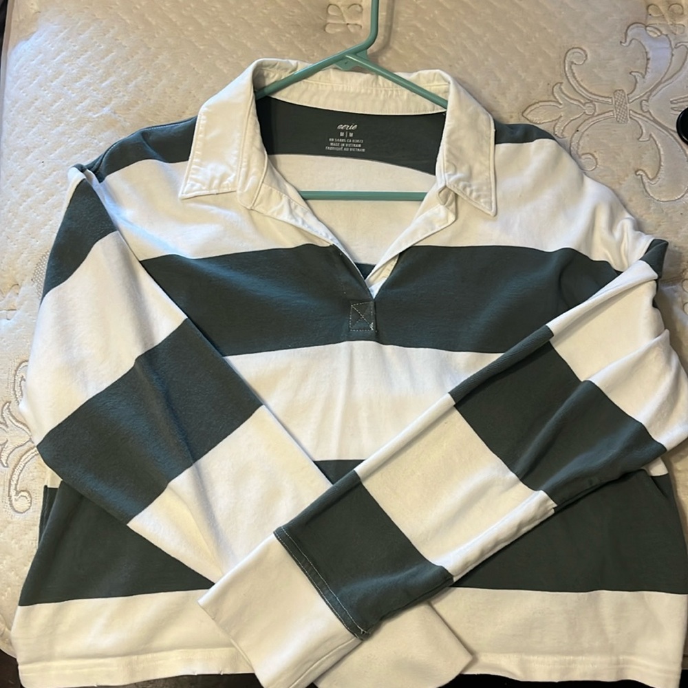 American Eagle Long Sleeve